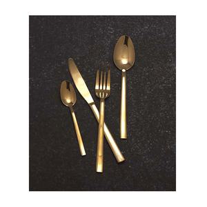 Ensemble de couverts design complet en acier inoxydable avec poignée rectangulaire plaquée or poli pour table quatre pièces - Product Image 1