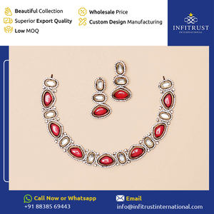 Conjunto de collar y pendientes colgantes en forma de gota cortados en forma de pera glamorosos de fiesta de la mejor calidad, hechos en la India 2024 - Product Image 2