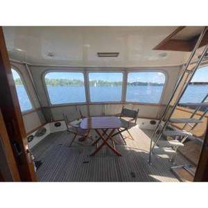Grand Banks 46 Europa Cabin Cruisers, Modelos 1994/1995/1998, Dimensiones 14.20x4.50m, Motor de 300 CV - Product Image 1