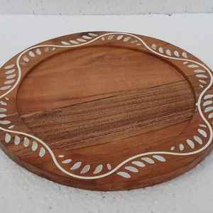 จานไม้ไม้กระถินลายมุกสมัยใหม่และถาดใส่ช็อคโกแลต จานเสิร์ฟแบบเป็นมิตรกับสิ่งแวดล้อม ผิวขัดเงา ของขวัญสำหรับธุรกิจ - Product Image 6