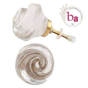 Victoria Emerald Crystal Glass Rose Knob Cajón Gabinete Manija Tiradores para muebles y guardarropa Aplicación de cocina [CRK 115] - Product Image 1