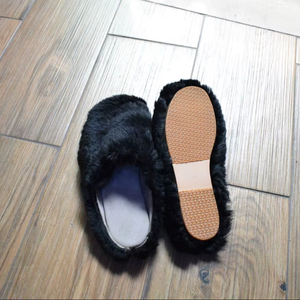 Babouches pour femmes multi-saisons en cuir véritable, tongs pour une utilisation en intérieur en été, en hiver, au printemps et en automne - Product Image 4