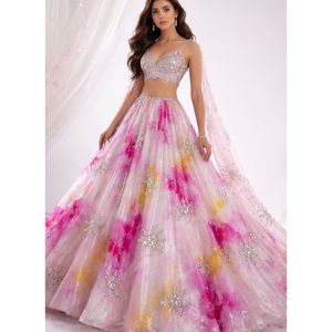 Tissu en soie spatiale de qualité supérieure, imprimé shibori multicolore avec broderie Moti Bids - Product Image 1