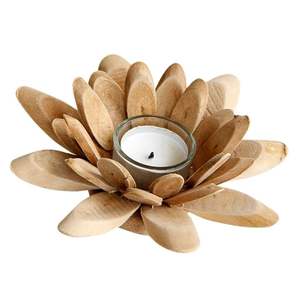 Porte-bougie en bois naturel à grain lisse, finition mate, texture bois, design personnalisé fait à la main pour la décoration de Noël à la maison - Product Image 2