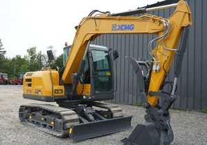 Excavatrice sur chenilles XE75U de 7,5 tonnes à haute performance avec marteau et godet en option à vendre - Product Image 2