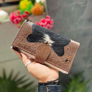 Embrague de cuero tallado a mano, nuevo diseñador, billetera de piel de vaca occidental, tarjetas Vintage, billetera en efectivo, regalos para ella - Product Image 1