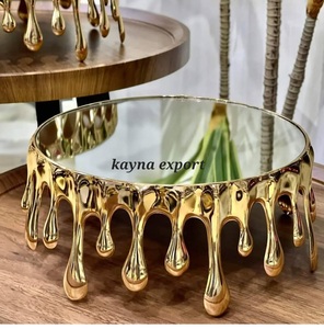 Support en métal plaqué or de luxe artisanal, écologique, certifié CE, design unique en forme de goutte, lavage à la main uniquement, outils pour gâteaux pour hôtels - Product Image 1