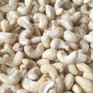 Noix de cajou crues Offre Spéciale meilleur taux W 240 Noix de cajou WW180, WW240, WW320 Noix de cajou SANTIGO Emballage de marque privée disponible - Product Image 1