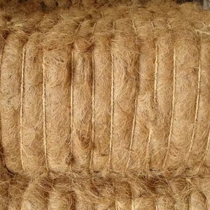 Pacas de coco premium-Fibra ecológica para colchones, jardinería, ropa de cama, cepillos y plantas - Product Image 1