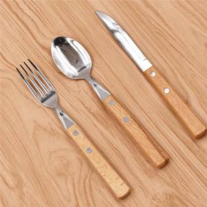 Juego de cubiertos de diseño único y diferente Cubiertos de acero inoxidable plateado con mango de madera Cubiertos hechos a mano - Product Image 2