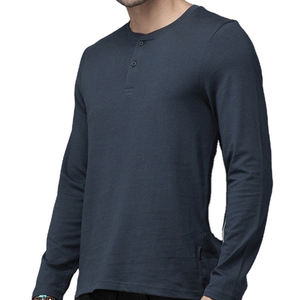 Ensemble de t-shirts polo pour hommes de la meilleure qualité Logo personnalisé Tissu confortable et respirant Dernier design Fabriqué au Pakistan à vendre - Product Image 1