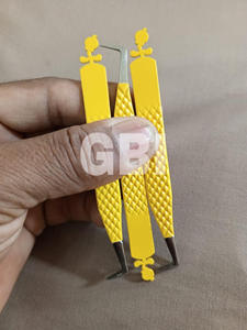 Cils de haute qualité en acier inoxydable jaune, pointus, anti-magnétiques, à 90 degrés, avec design Tweety sur le côté arrière, effet volume. - Product Image 3