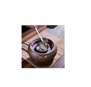 Bois Bakhoor brûleur élégant Style arabe Ramadan décor décor à la maison Accent Ramadan décor Bakhoor brûleur fabriqué à la main en bois - Product Image 4