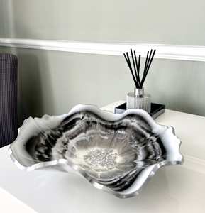 Lujoso cuenco de resina epoxi con acabado brillante único y patrones de colores abstractos para vajilla de comedor y decoración de cocina moderna - Product Image 1