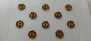 Bóxers hechos a medida en oro, ideal para decoración de cara y mano de artistas de henna y salones de belleza para reventa - Product Image 3