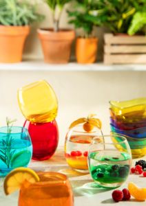 Ensemble de 6 pièces de vaisselle colorée |   Gobelet durable |   Design moderne |   Jus de fruits et cocktails |   Verre soufflé et pulvérisé |   Compatible lave-vaisselle - Product Image 2