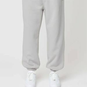 Joggers amples pour hommes Outdoor Adventure-Matériau durable, conception multi-poches pour la praticité dans n'importe quel environnement - Product Image 6