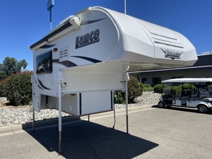 Nuevas y mejores autocaravanas pequeñas con plataforma deslizante para camionetas, en venta a precios moderados con envío rápido a todo el mundo. - Product Image 5
