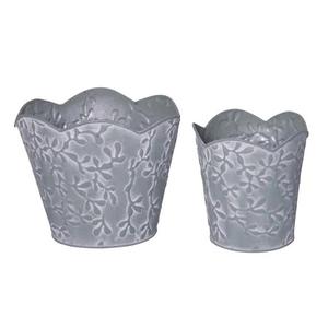 Jardinière de luxe écologique en métal et fer de forme classique Design en relief de fleur Décoration de jardin décorative Taille personnalisable - Product Image 4