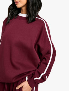 Venta al por mayor 100% algodón francés Terry Oversized Crewneck Drop Shoulder sudadera con rayas en las mangas Hip Hop sudadera de mujer - Product Image 6
