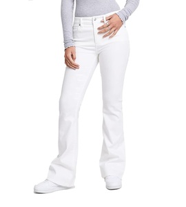 Jeans en denim personnalisés de qualité supérieure pour hommes, coupe ajustée, décontractés pour l'extérieur, lavage léger, fabriqués au Pakistan - Product Image 3