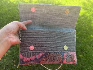 Bolso de mano con cuentas de semillas multicolor para mujer y niña, bolso de mano bordado con cuentas de semillas con estilo para mujer y Niña - Product Image 5