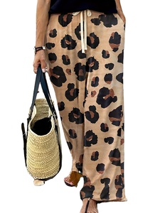Pantalones sueltos con cordón y estampado de leopardo para mujer, diseño de pierna ancha informal de algodón 100% para primavera y verano con logotipo en la cintura - Product Image 3