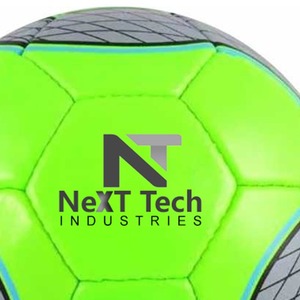 Ballon d'entraînement de football de nouveau style à des fins d'entraînement avec un design personnalisé et un logo personnalisé par Next Tech Industries - Product Image 6