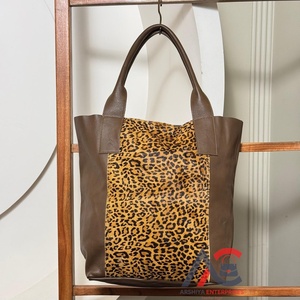 Fabricant vente en gros de cheveux tendance sur cuir de vachette imprimé léopard grand sac fourre-tout en cuir véritable sac à bandoulière pour femmes - Product Image 1