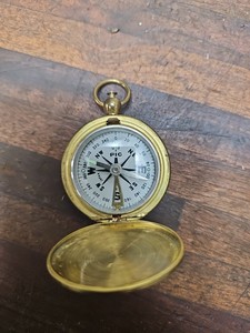<b>Vintage</b> Brass Pocket Handheld Flip Top Compass Fathers Day Anniversary Christmas Groomsmen Valentines Day - Product Image 3