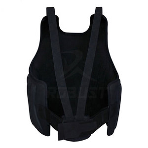 Protector de Pecho de Cuero - Ecológico y Transpirable, Ajuste Cómodo, Material Suave, Fácil de Usar, Ligero, para Boxeo y Lucha - Product Image 3