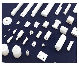 Pièces en céramique industrielles de précision technique faite sur commande de matière première de zircone - Product Image 1