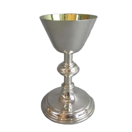 Logo In Brass Rượu Vang Chalice Với Giá Cả Hợp Lý Lâu Dài Cao Shinny Bạc & Vàng Brass Tiêu Chuẩn Ly Cho Đám Cưới Rượu Vang