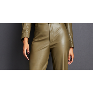 Pantaloni da donna Royalty Maluma verdi in similpelle, a zampa, a vita media, casual, con bottoni, traspiranti, in PU, con design effetto stropicciato, taglia 4 - Product Image 2