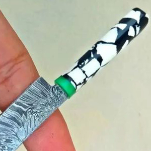 Mini cuchillo de cocina japonesa de acero de Damasco hecho a mano, mango de acero inoxidable, madera, PP, Dabber en miniatura - Product Image 2