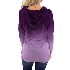 Sweat à capuche à effet dégradé avec logo et poche kangourou, style pull-over, design premium, prix de gros pour les acheteurs en gros - Product Image 3