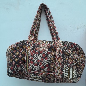 Wholesale Mix Assorted Print Patch Work <b>Fabric</b> Cotton Quilted Duffel Bags With Zip Closure, Top Handle Weekender Bag Accessories - Product Image 1