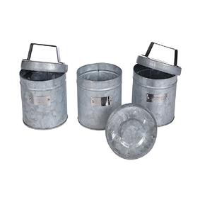 Elegante contenedor de almacenamiento de metal galvanizado con diseño de estilo de bolsa Organizador duradero para cocina casera y usos al aire libre de la India - Product Image 1