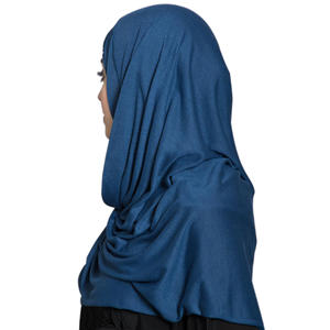2022 Factory Wholesale Lightweight Traditional Scarves & <b>Shawls</b> Plain Solid Color Hijabs for Muslims Low MOQ Hot Products - Product Image 4