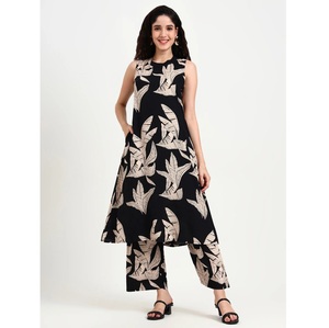 Conjunto de Kurta y Pantalón con Estampado Floral Negro, Cómodo para Uso Diario o en Casa, Disponible en Grandes Cantidades - Product Image 1