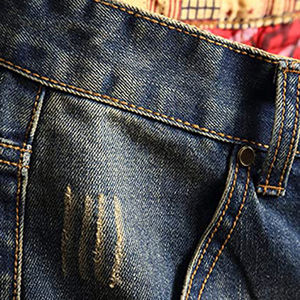 Short en jean pour hommes de haute qualité Nouveau short en jean déchiré de style personnalisé pour garçons Short en jean en détresse pour hommes de dernière conception - Product Image 2