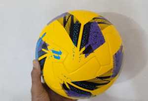 Balón de Fútbol Oficial 2024-2025 para Partidos y Entrenamientos, con Tecnología de Unión Térmica TPU PU, Ligero, en Amarillo, Negro y Morado, de Alta Calidad - Product Image 5