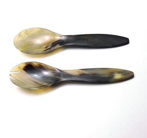 Cuchara de cuerno premium y cubiertos para el hogar, la cocina, las bodas y las fiestas Esenciales de comedor elegantes y duraderos hechos a mano - Product Image 1