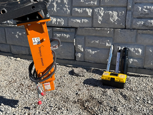 <span class=keywords><strong>Marteau</strong></span> hydraulique <span class=keywords><strong>puissant</strong></span> LandHonor pour chargeuse compacte, modè<span class=keywords><strong>le</strong></span> SHB-11-53D avec moteur, pour briser <span class=keywords><strong>le</strong></span> béton - Product Image 6