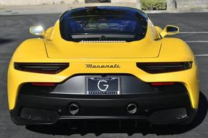 Más Vendido en 2022: Maserati MC20 Coupé, Motor Turbo V6 de 621 hp, Color Giallo Genio - Product Image 4