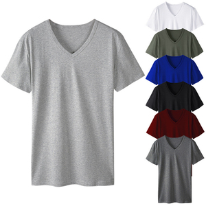 Vente en gros de t-shirts noirs à col en V pour hommes tricotés 100% coton 180G T-shirts à col rond en vrac 100% coton à col en V uni - Product Image 2