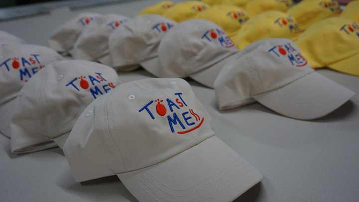 6 Panel Soft Baseball Cotton Cap with Embroidery Words or Designs