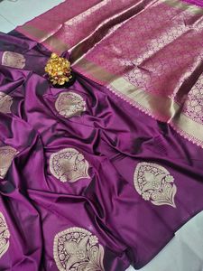 Lichi soie femmes Sari avec élégant or Zari Wiving travail frontière conception ordinaire Blouse vêtements indiens et pakistanais - Product Image 6