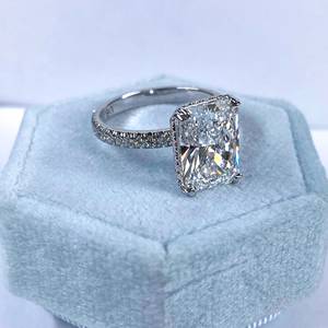 GIA ได้รับการรับรอง4.86กะรัต E-VVS2ตัดด้วยความกระจ่างใสแหวนหมั้นเพชรที่ปลูกในห้องปฏิบัติการวงฮาโลเจนที่ซ่อนอยู่ในเพชร14K ทองคำขาว - Product Image 5