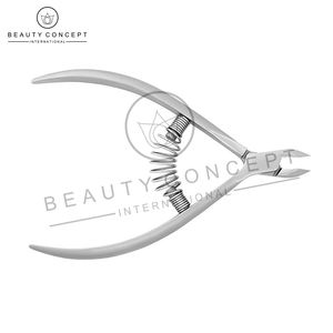 Alicates para Cutículas Pro SMART 30, Cuchillas de 4 mm, Acabado Satinado, Acero Inoxidable, Mecanismo de Resorte Ajustable, Apertura de Mandíbula Ancha, Profesional - Product Image 2